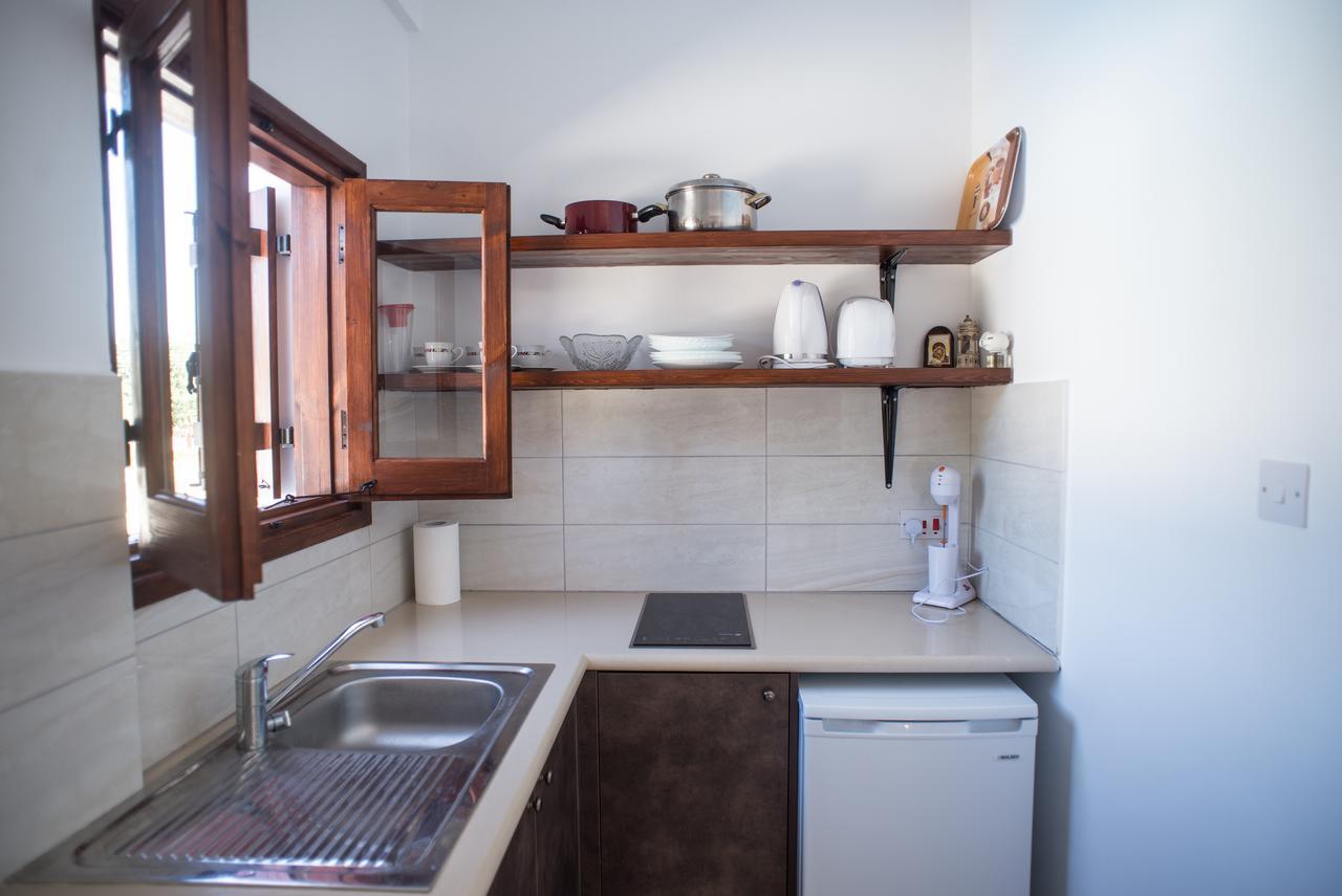 Pensjonat Chloe'S House Pano Akourdalia Zewnętrze zdjęcie